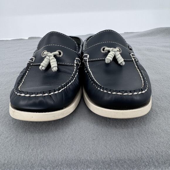 L.L.Bean Boat Shoes Womens Size 8 Navy Leather Slip On Loafers Deck Moc Casual - Picture 3 of 11